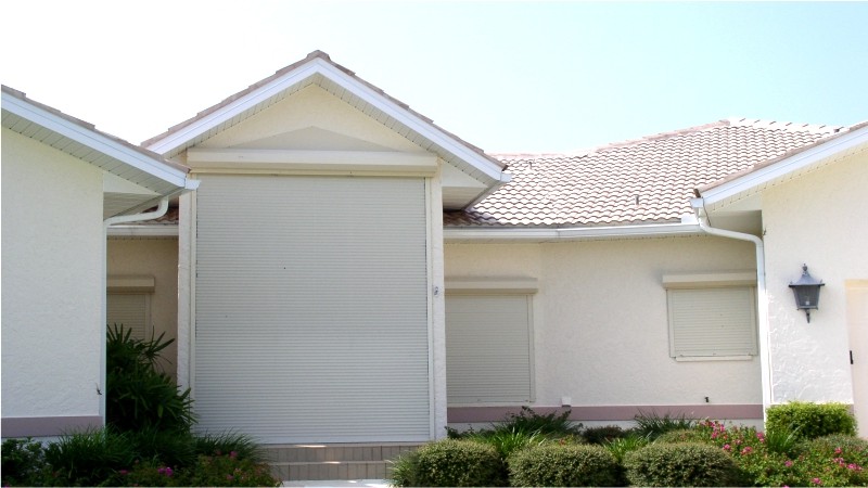 Rolling Shutters to Protect the Whole House Rolling Shutters to Protect the Whole House